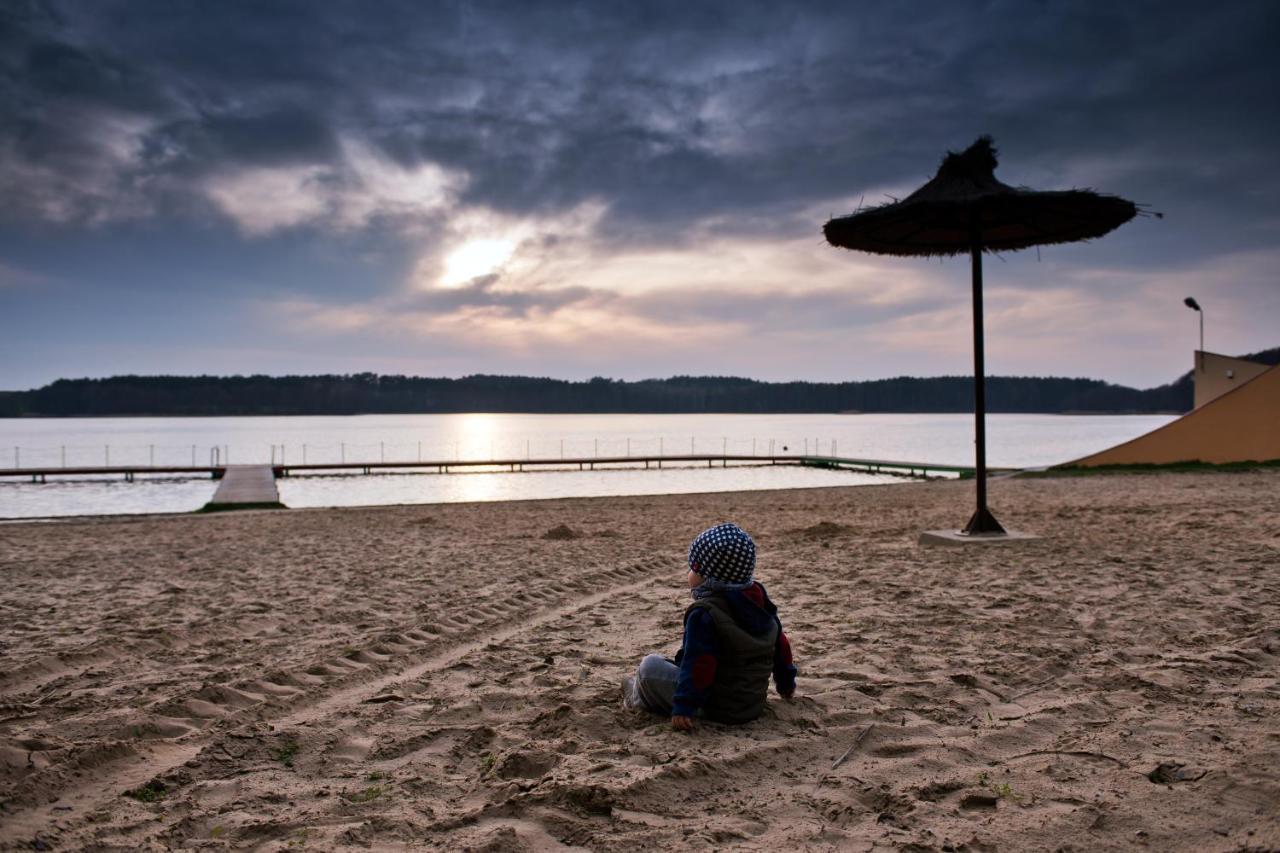 Domek Trolla Sierakow  Buitenkant foto